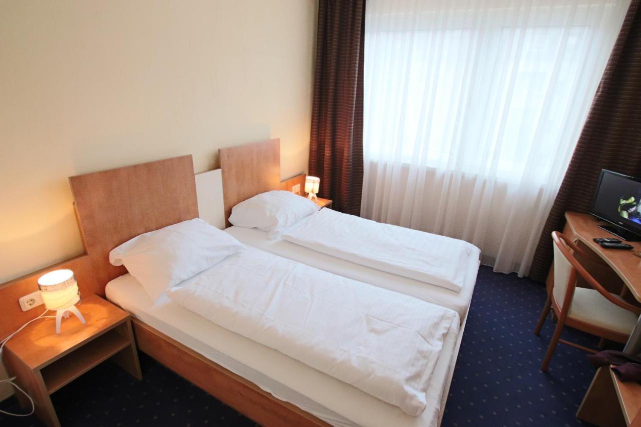 Centro Hotel Oberhausen Exterior foto